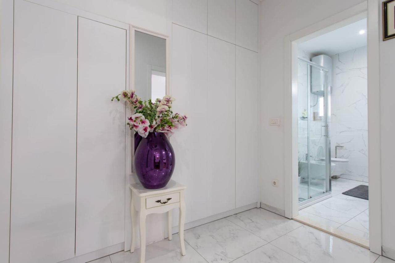 Lux Apartment Ema Kastela Ngoại thất bức ảnh