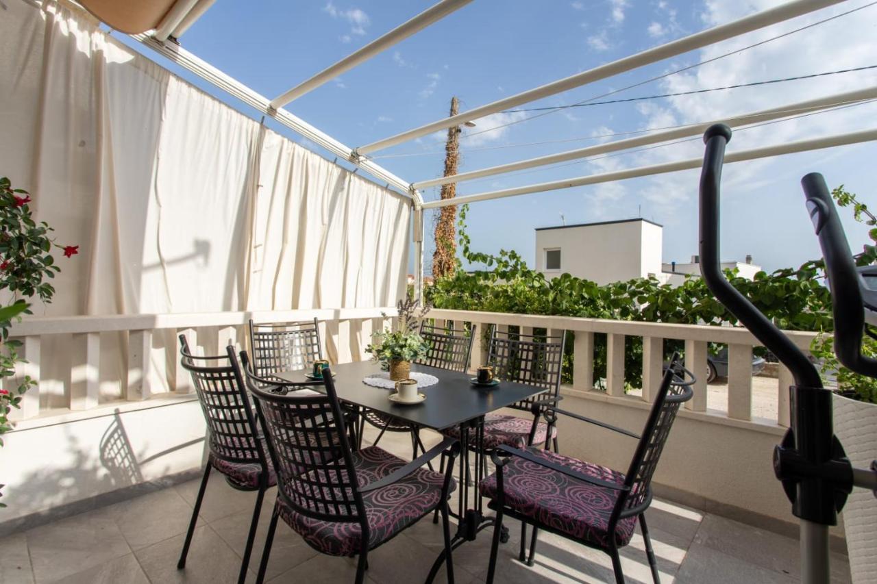 Lux Apartment Ema Kastela Ngoại thất bức ảnh