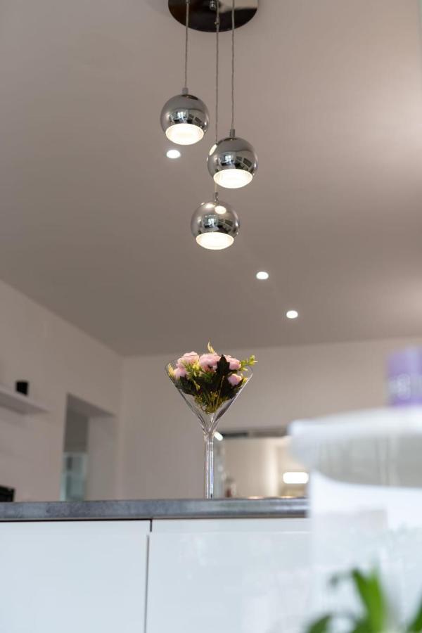 Lux Apartment Ema Kastela Ngoại thất bức ảnh