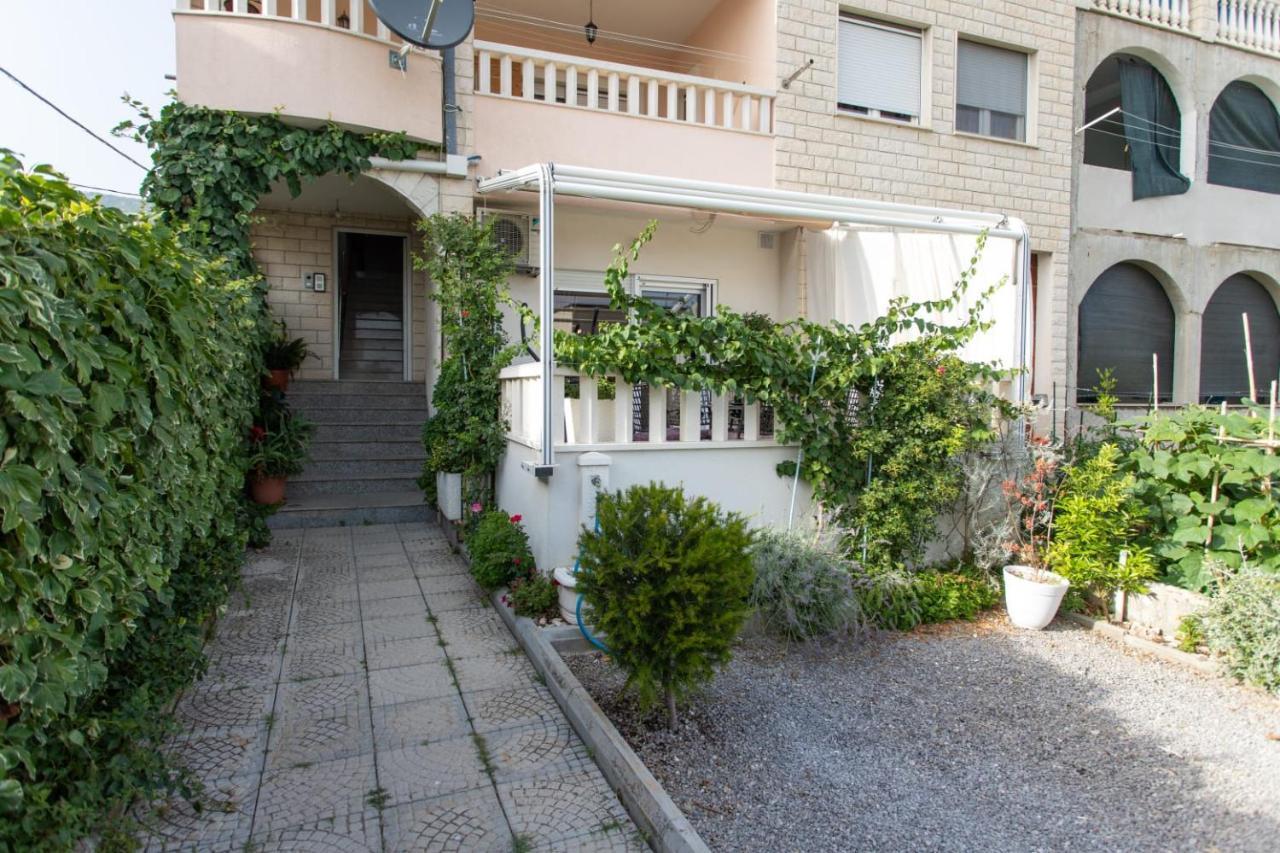 Lux Apartment Ema Kastela Ngoại thất bức ảnh