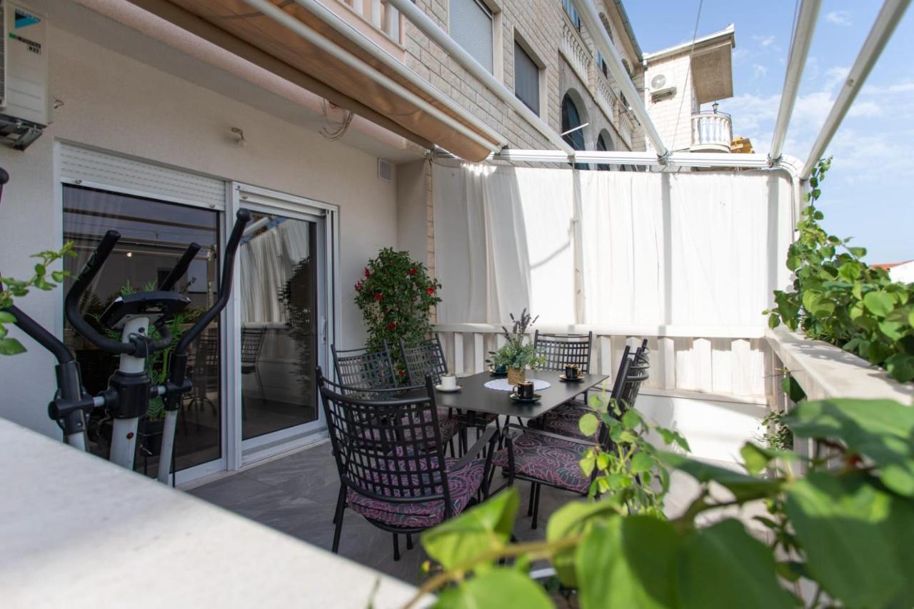 Lux Apartment Ema Kastela Ngoại thất bức ảnh