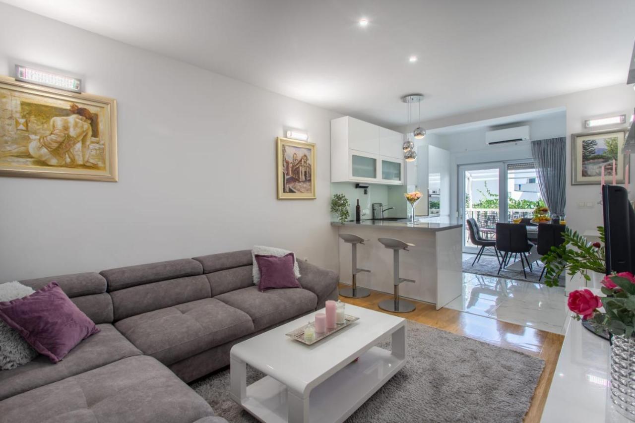 Lux Apartment Ema Kastela Ngoại thất bức ảnh